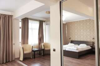 Отель Hotel Rao Клуж-Напока Люкс с 1 спальней с двуспальной кроватью-6