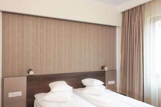 Отель Hotel Rao Клуж-Напока Стандартный двухместный номер с 2 отдельными кроватями-6